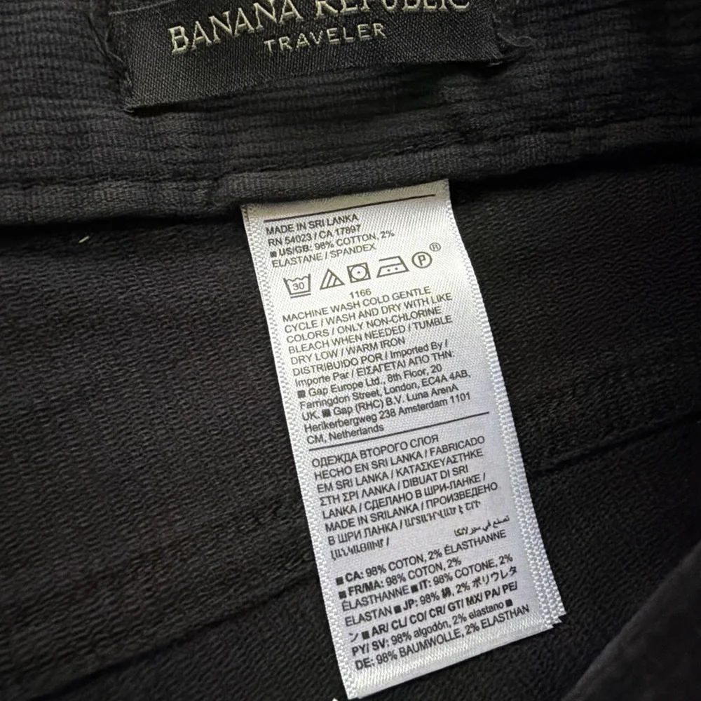 Banana Republic Slim Stretch-Corduroy Traveler Pant Size 36x32 NEW! Black‎